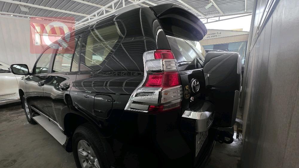 تۆیۆتا لاندكروزر پرادۆ